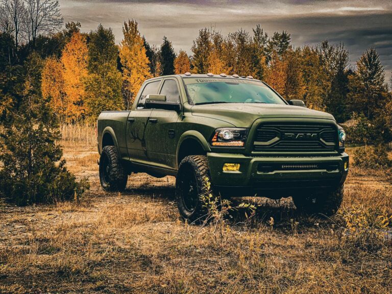 Rugged Dark Green Avery Denisson Wrap - GoldLabel Auto Styling (Gatineau)